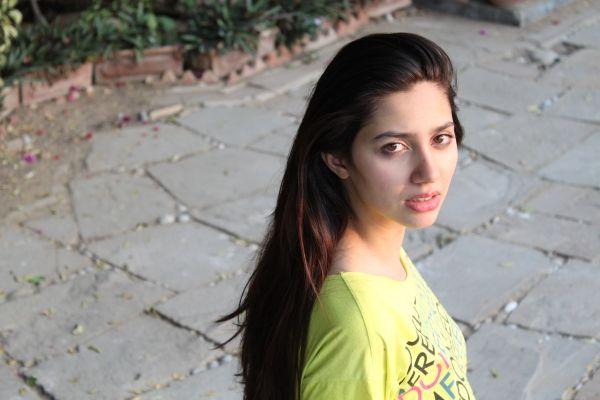 Actress Mahira Khan Latest Stills