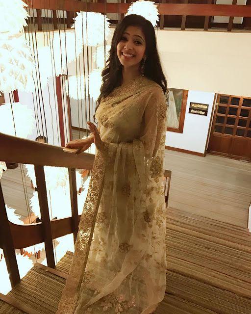 Actress Malavika Mohanan Latest 2017 Photos