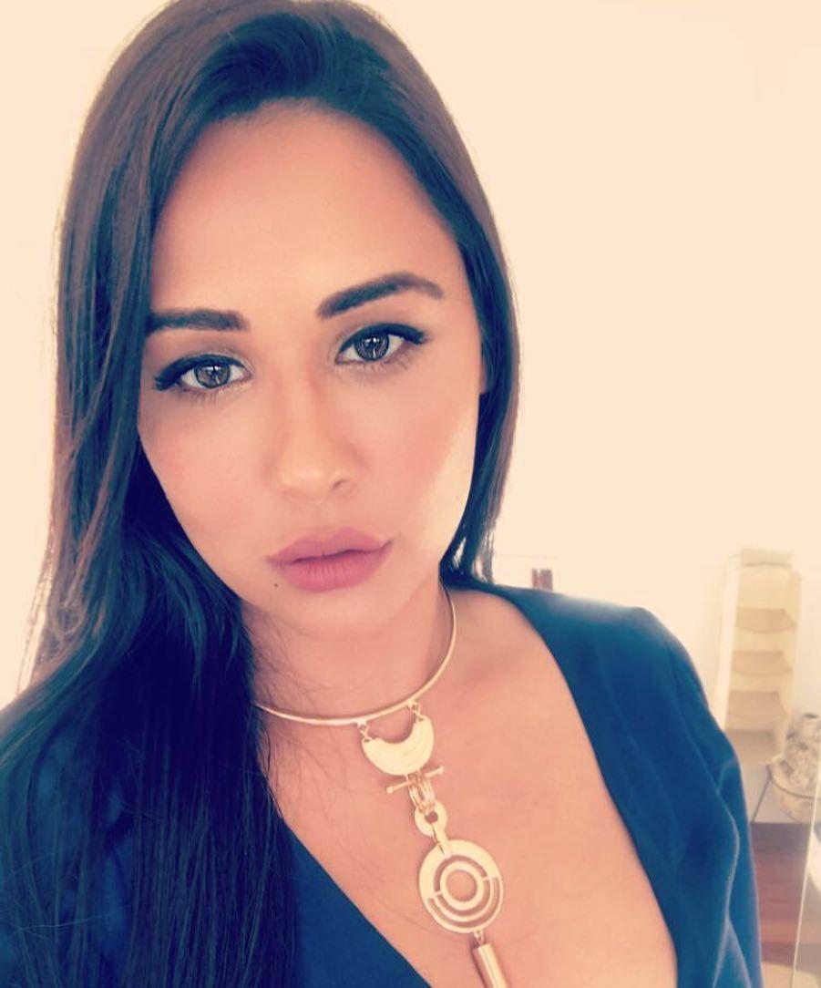 Actress Mandy Takhar Latest Hot Stills