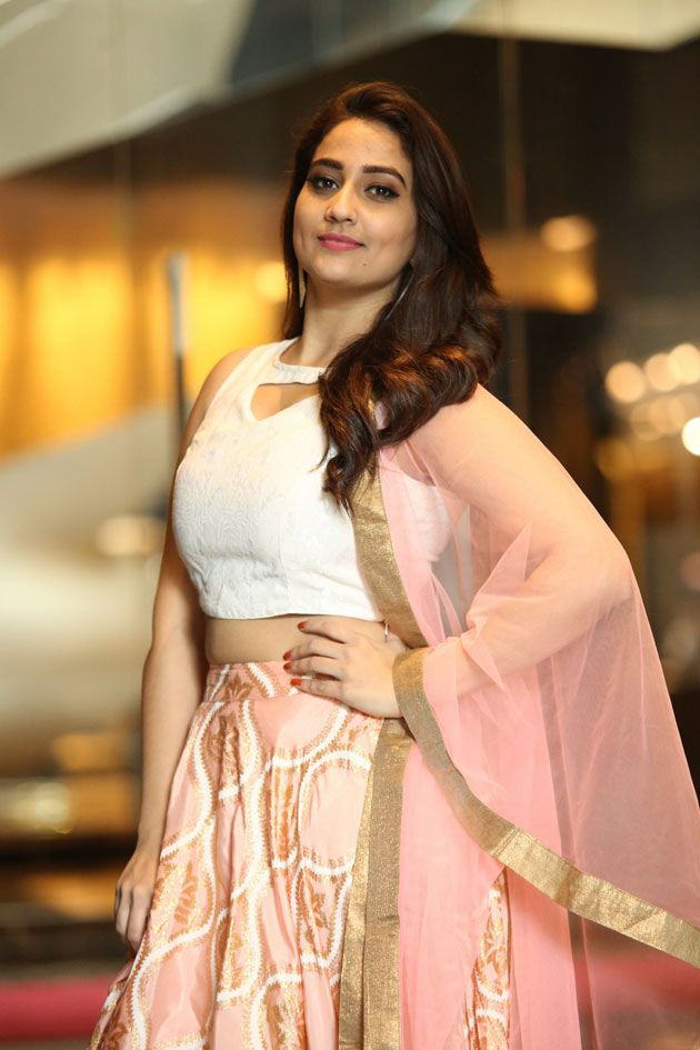 Actress Manjusha Latest Photos