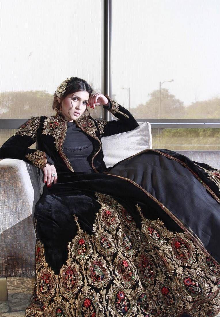 Actress Mannara Chopra New Photoshoot Stills