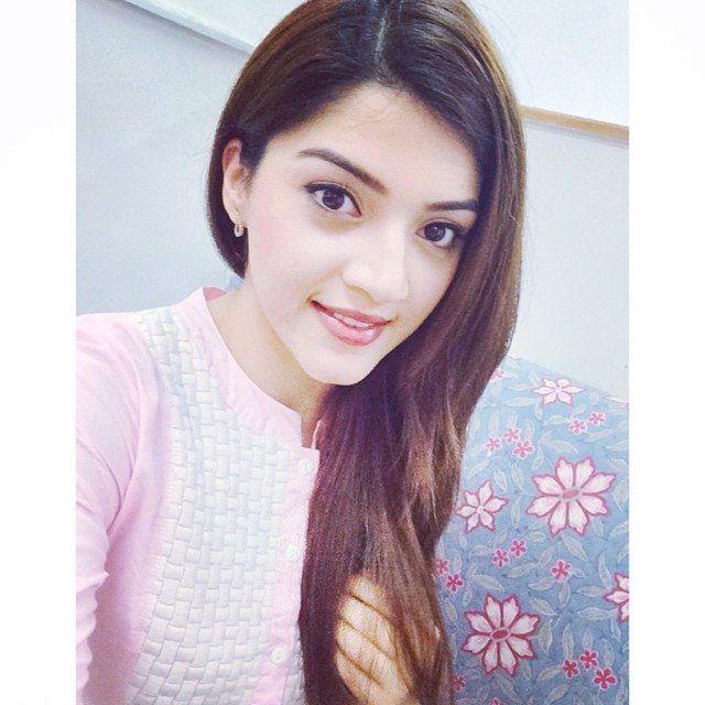 Actress Mehreen Pirzada Rare & Unseen Photos