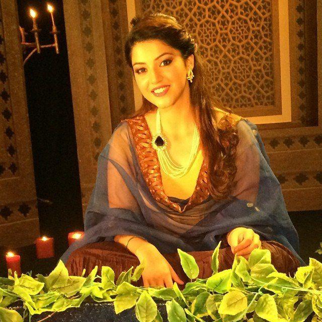 Actress Mehreen Pirzada Rare & Unseen Photos