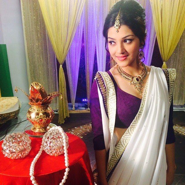 Actress Mehreen Pirzada Rare & Unseen Photos