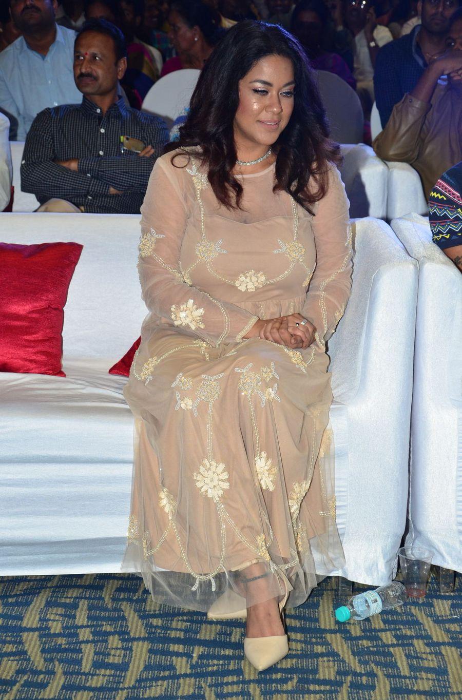 Actress Mumaith Khan Latest Photo Stills