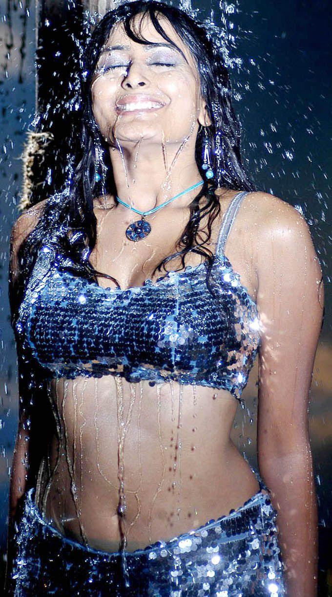 Actress Nidhi Subbaiah Latest Photo Stills