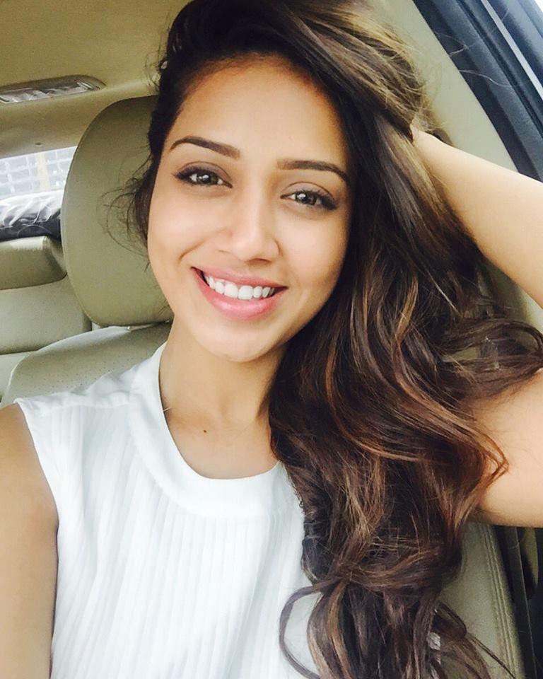 Actress Nivetha Pethuraj Latest Stills