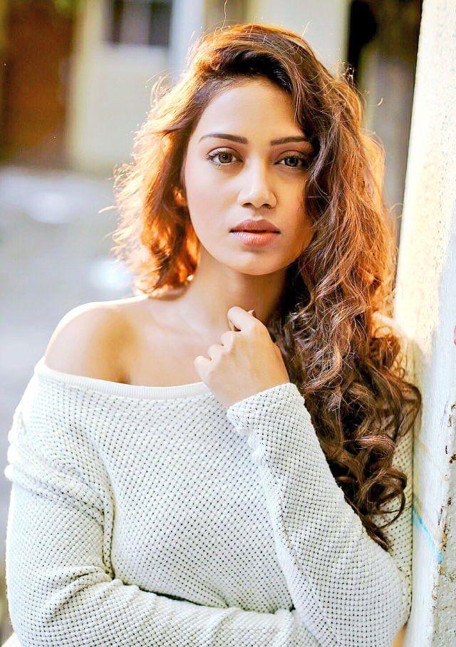 Actress Nivetha Pethuraj Latest Stills