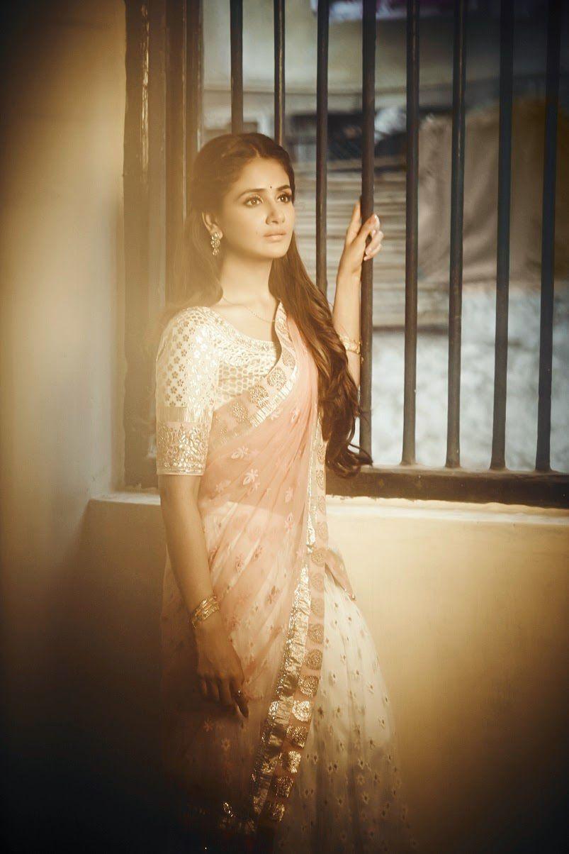 Actress Parul Yadav Latest Photoshoot Stills