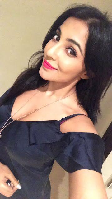 Actress Parvathi Nair Latest Unseen Photo Stills