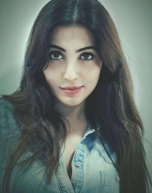 Actress Parvathi Nair Latest Unseen Photo Stills