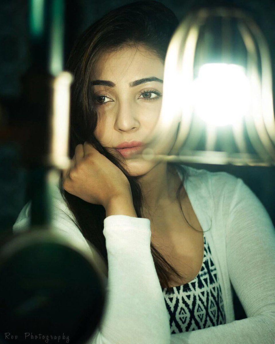 Actress Parvathi Nair Latest Unseen Pics