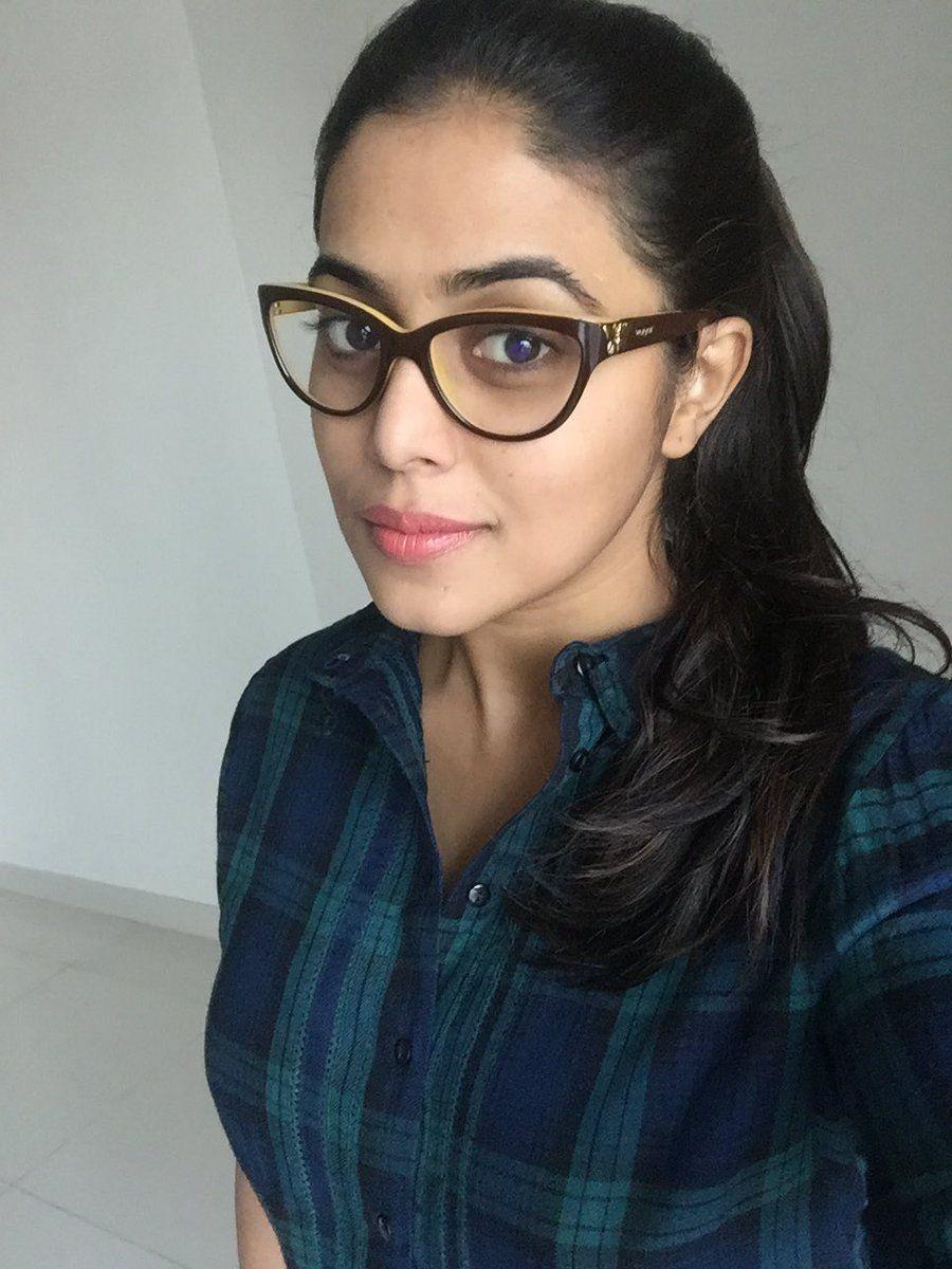 Actress Poorna Latest Photos