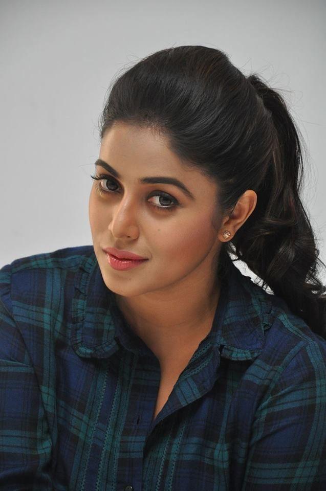 Actress Poorna Latest Photos