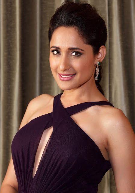Actress Pragya Jaiswal Latest Unseen Photo Gallery