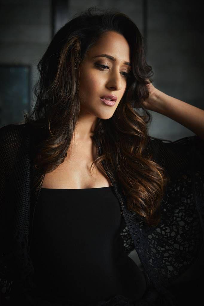 Actress Pragya Jaiswal New Photo Shoot Stills 2018