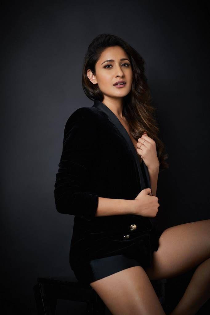 Actress Pragya Jaiswal New Photo Shoot Stills 2018