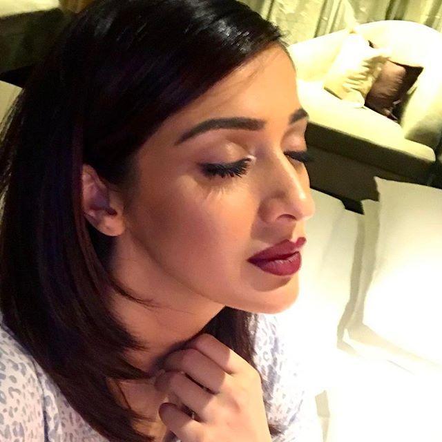 Actress Raai Laxmi Never Seen Hot Photos Collections!