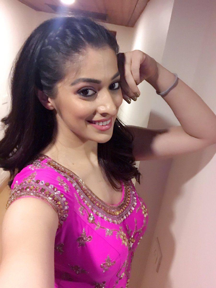 Actress Raai Laxmi Never Seen Hot Photos Collections!