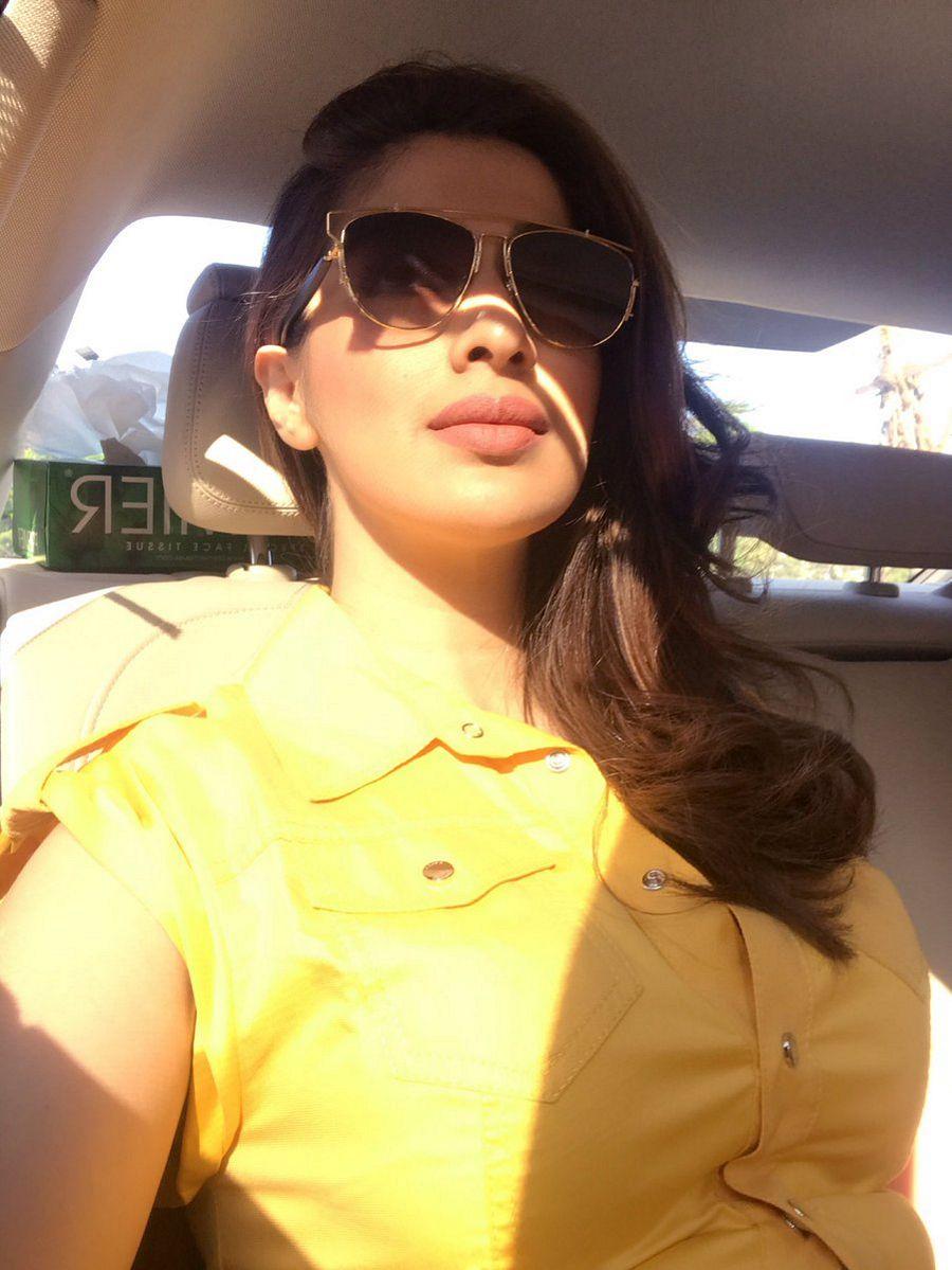 Actress Raai Laxmi Rare & Unseen Photos