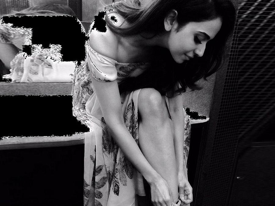 Actress Rakul Preet provoking our temptations - Spicy Photo Feature