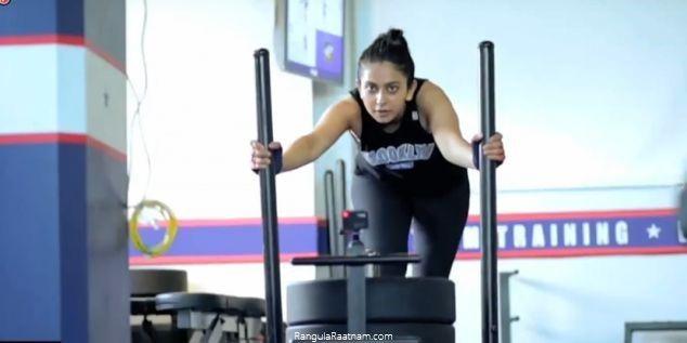 Actress Rakul Preet provoking our temptations - Spicy Photo Feature