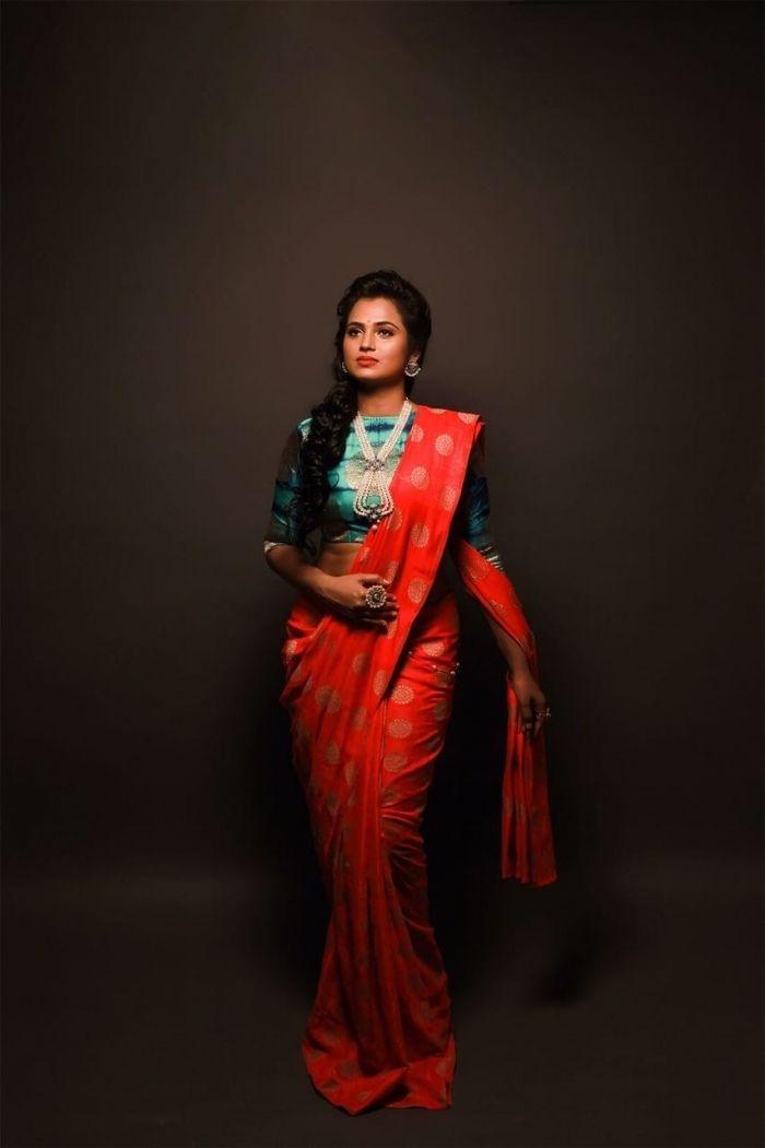 Actress Ramya Pandian Latest Photos