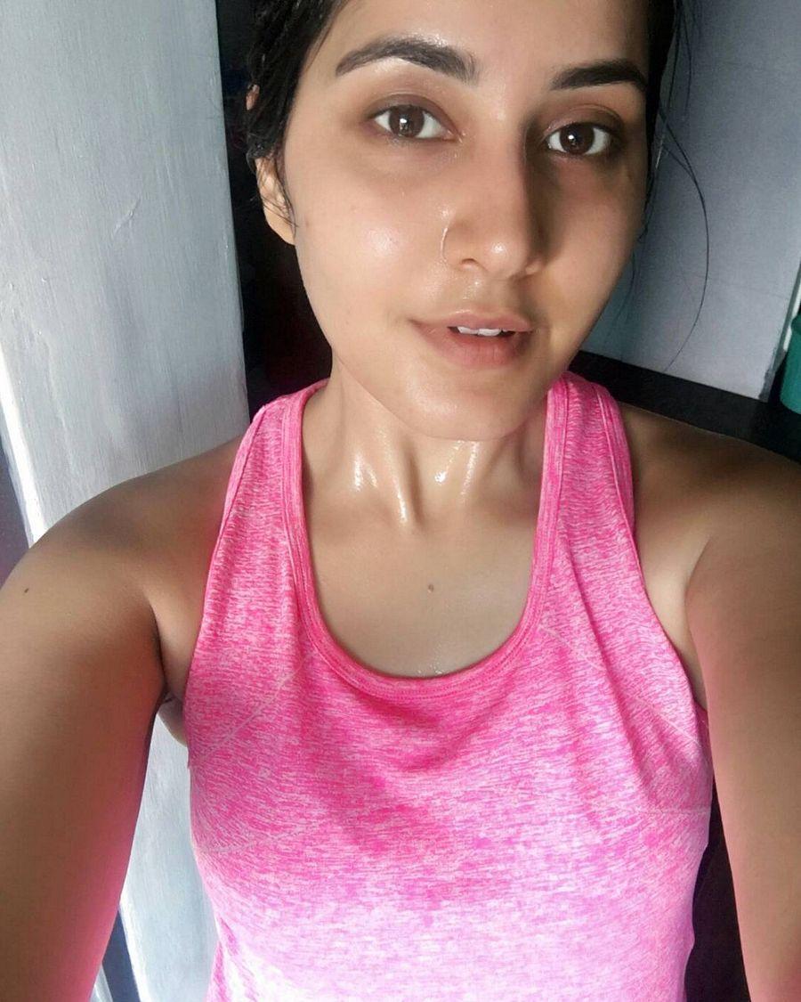 Actress Rashi Khanna Latest Unseen Photo Stills