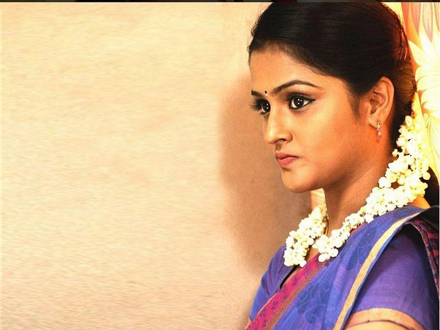 Actress Remya Nambeesan Latest Photo Stills