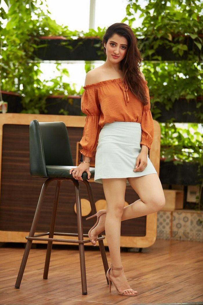 Actress Richa Panai Latest 2017 Photo Stills