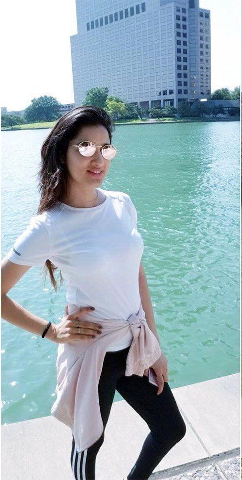 Actress Richa Panai Latest Unseen Hot Photo Stills