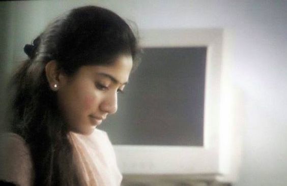 Actress Sai Pallavi Cute Pics
