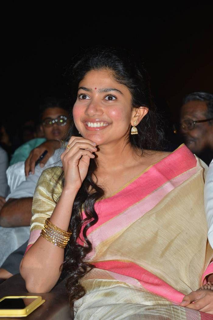 Actress Sai Pallavi Latest 2017 Photo Stills