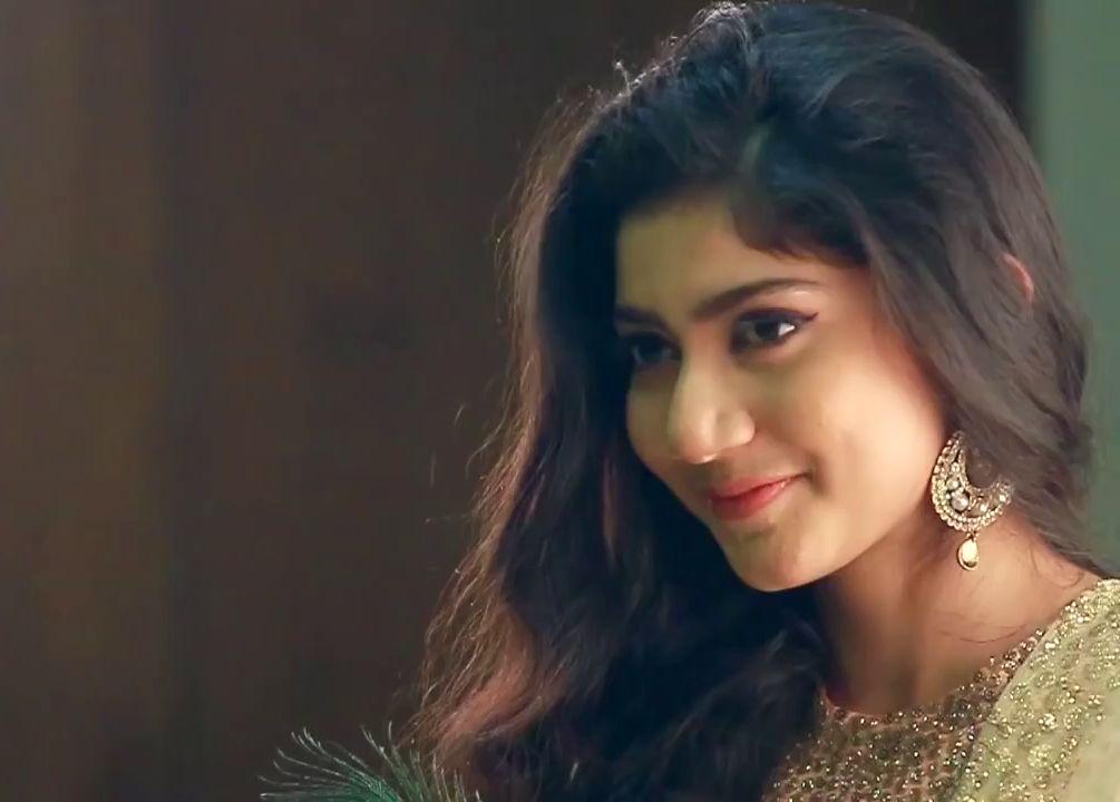 Actress Sai Pallavi Unseen Cute HD Viral Photoshoot