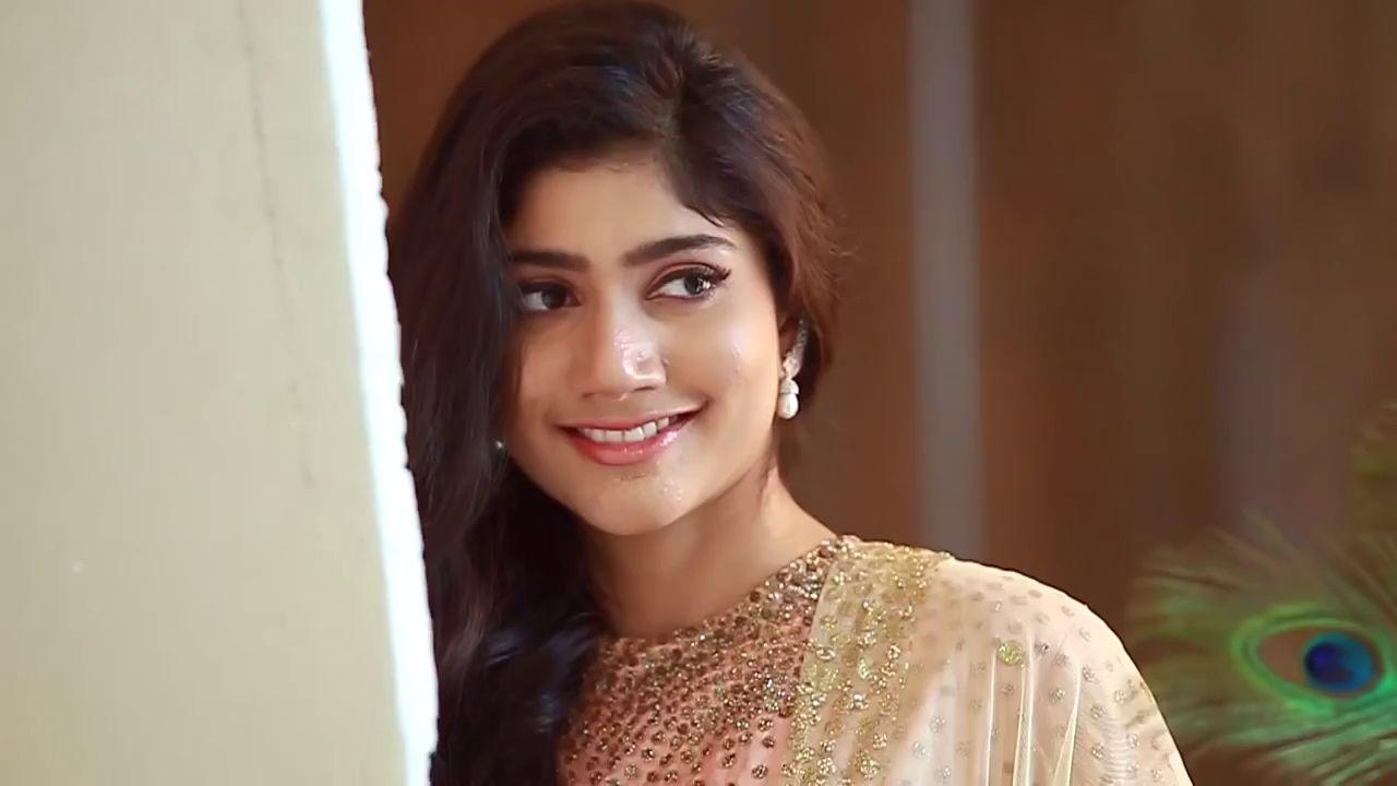 Actress Sai Pallavi Unseen Cute HD Viral Photoshoot