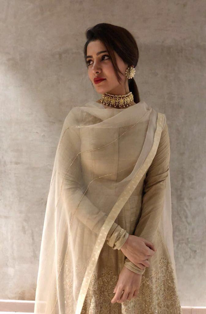 Actress Samantha Latest Photo Stills 2017