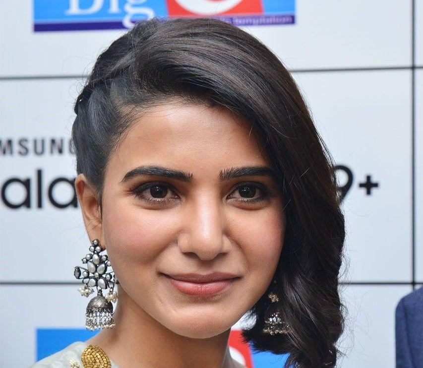 Actress Samantha Launched Samsung Galaxy S9 & Big C Showroom