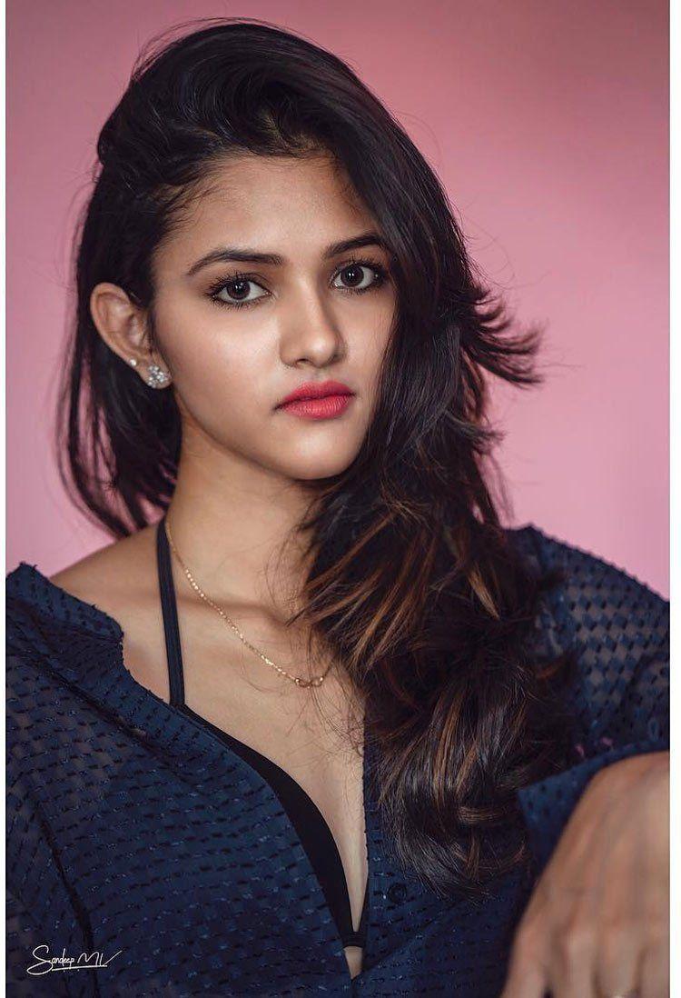 Actress Samikshaa Latest Hot Photoshoot Stills