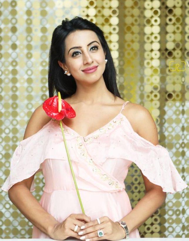 Actress Sanjjanaa shines in her latest Unseen Photoshoot Stills