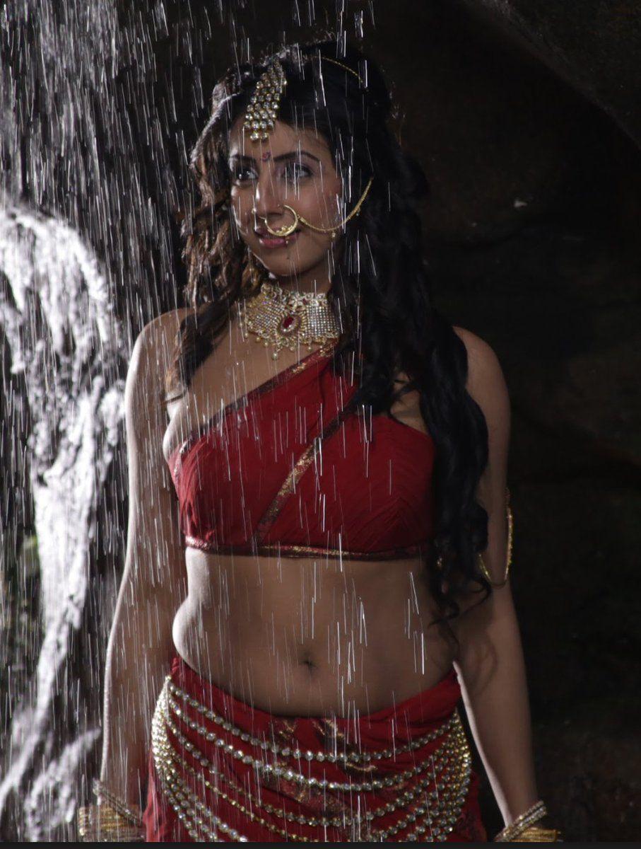 Actress Sanjjanaa shines in her latest Unseen Photoshoot Stills