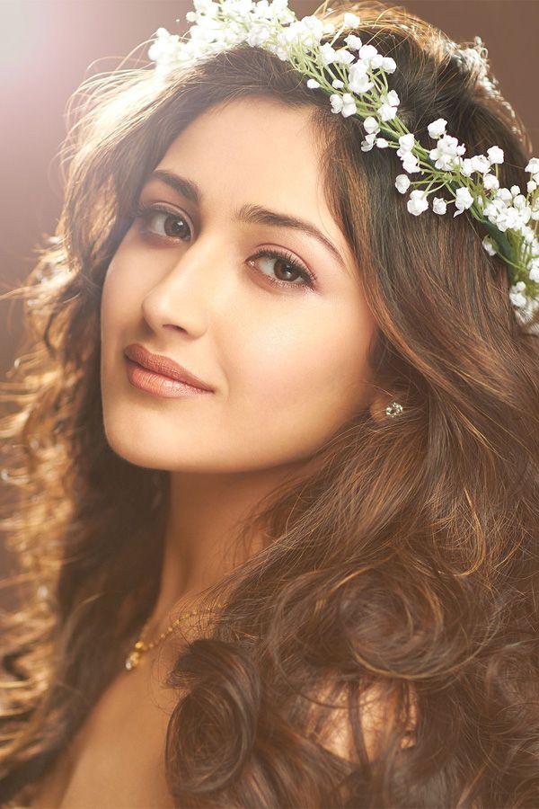 Actress Sayesha Saigal Latest Photos