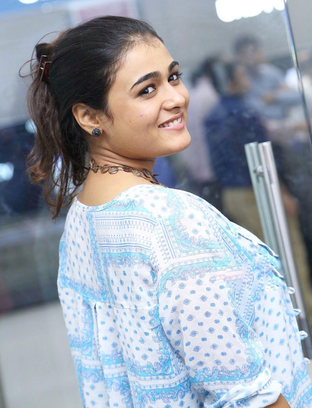 Actress Shalini Pandey Latest 2017 Photo Stills