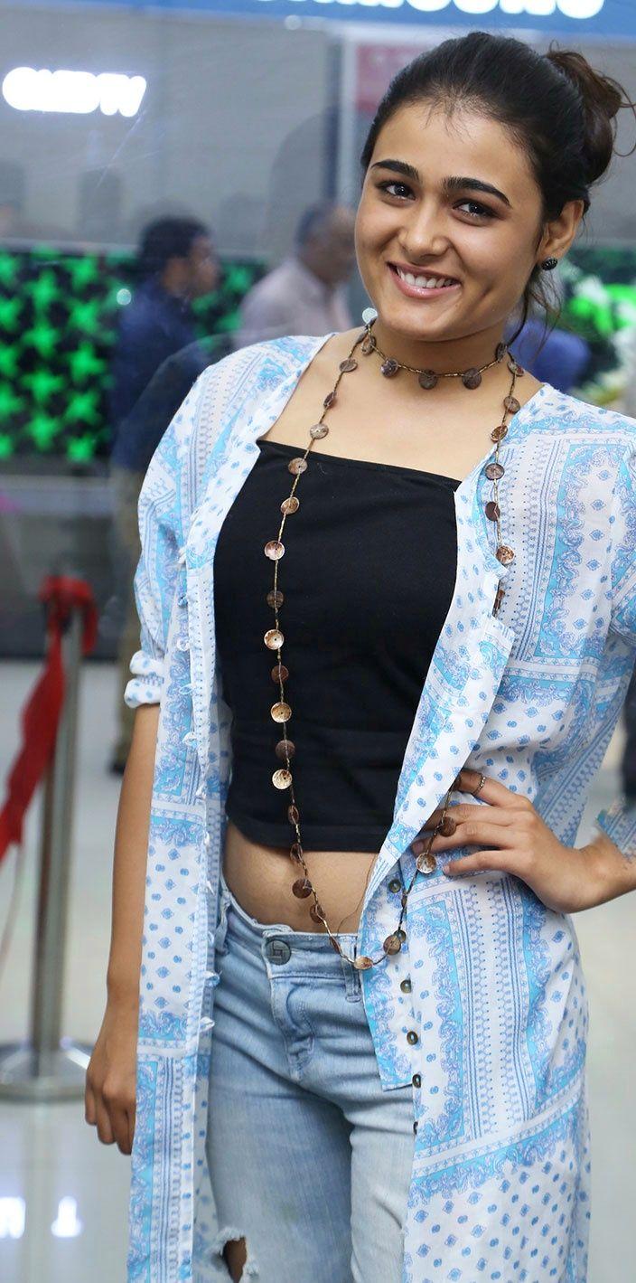 Actress Shalini Pandey Latest 2017 Photo Stills
