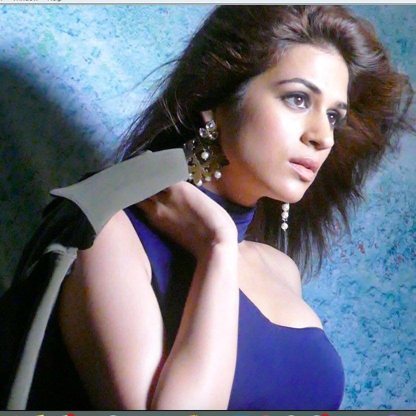 Actress Shraddha Das Latest Rare & Unseen Photo Stills