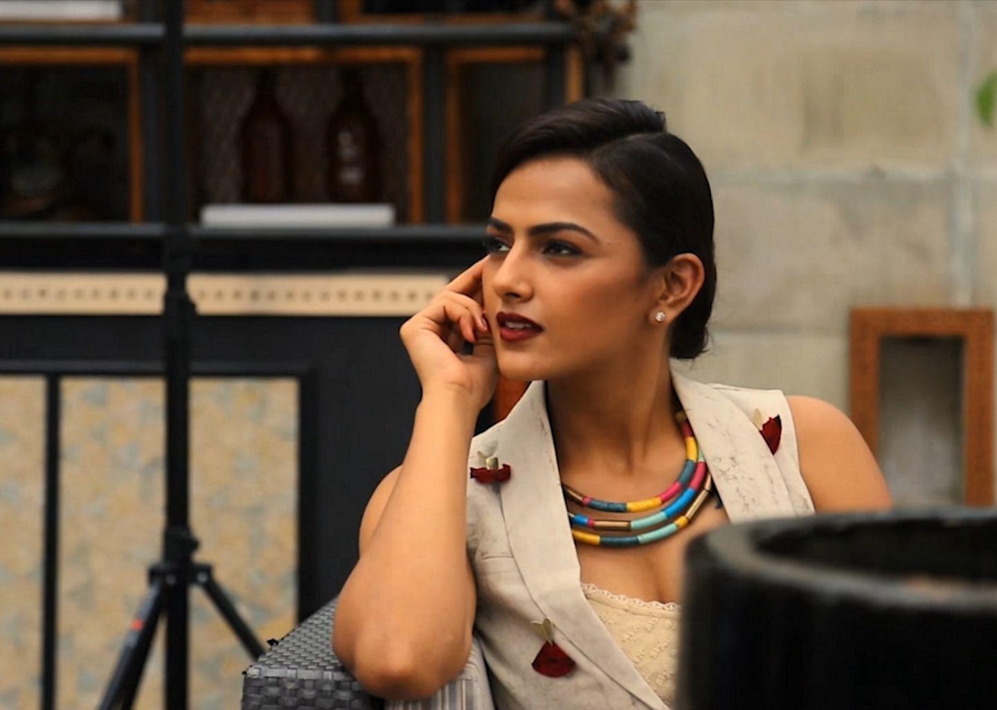 Actress Shraddha Srinath Covers JFW Magazine: Sizzling Photos