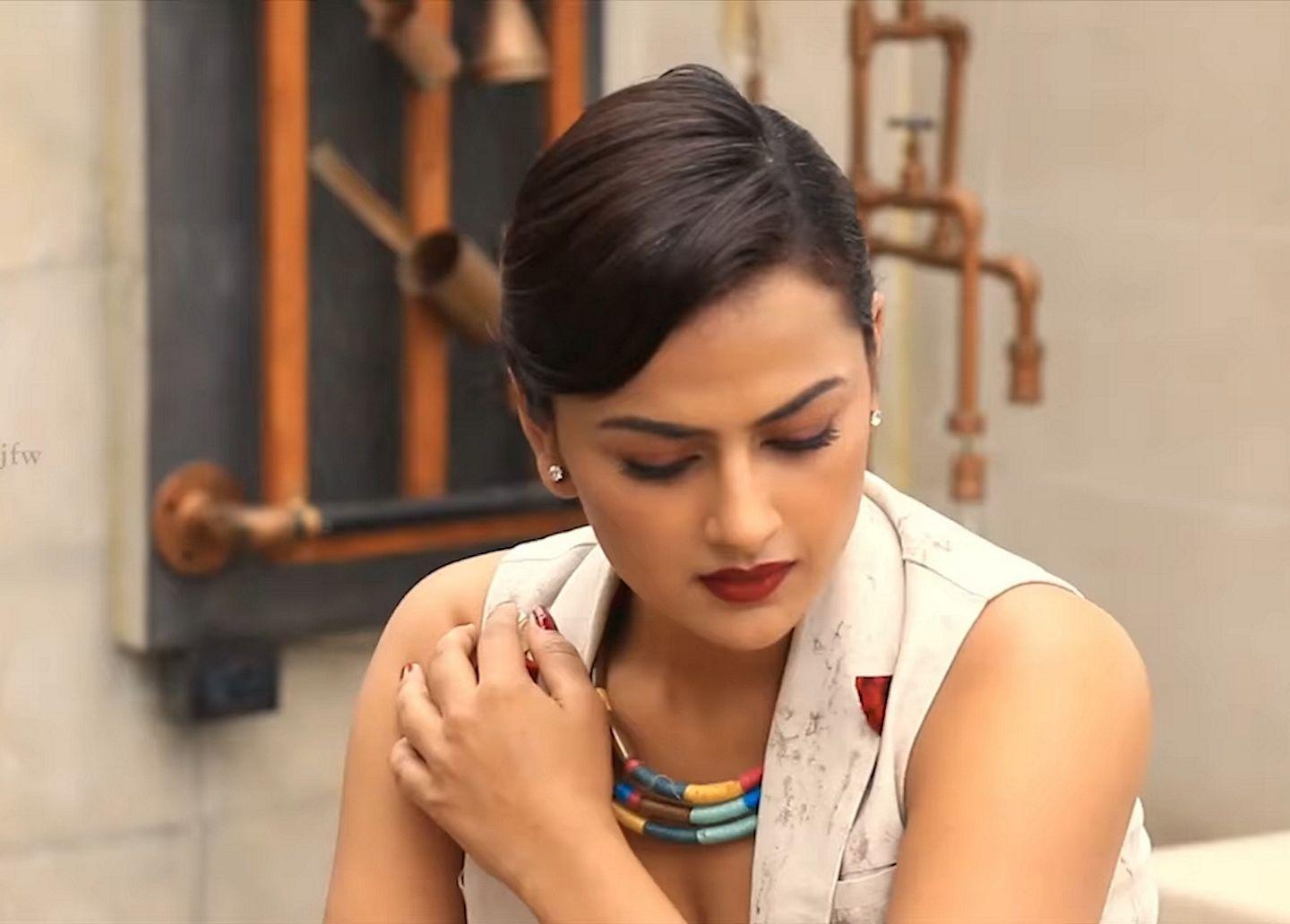 Actress Shraddha Srinath Covers JFW Magazine: Sizzling Photos
