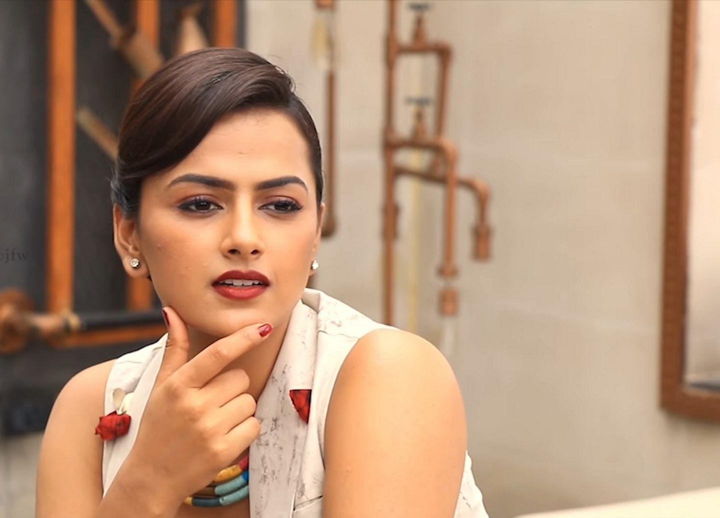 Actress Shraddha Srinath Covers JFW Magazine: Sizzling Photos