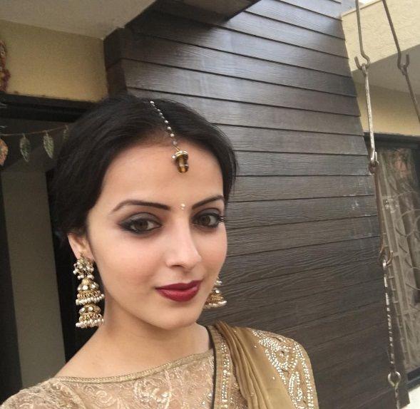 Actress Shrenu Parikh Latest Stills