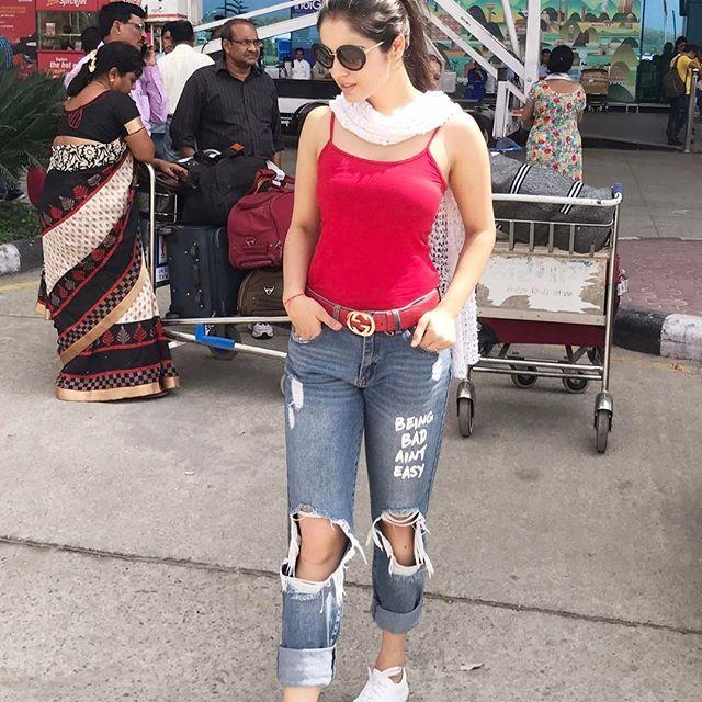 Actress Sidhika Sharma Never Seen Hot Photos Collections!