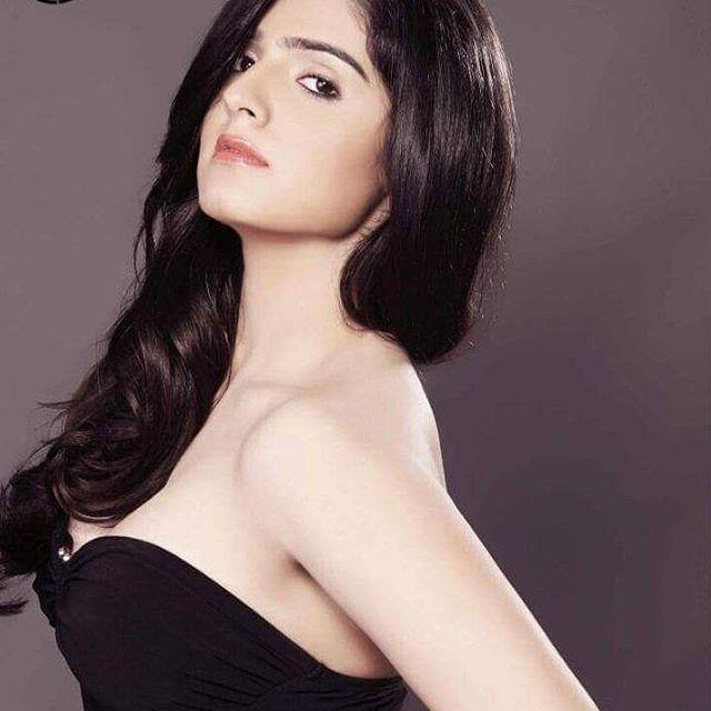 Actress Sidhika Sharma Never Seen Hot Photos Collections!